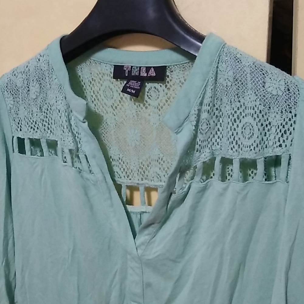 Tela Top Great Condition